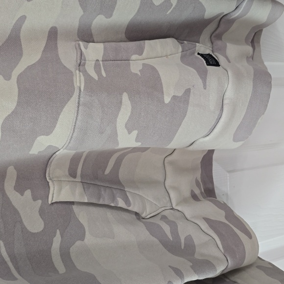 Hollister Hooded Sweatshirt Camouflage Oversized Gray Size Large - Picture 6 of 14